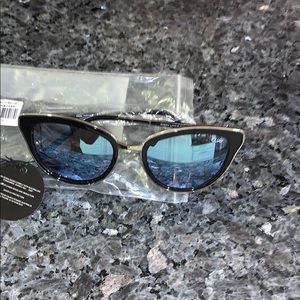 Quay mirror sunglasses